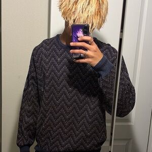 Men's Chevron Patterned Sweater - Black and Gray